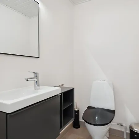 Awesome In With Kitchen Holiday home