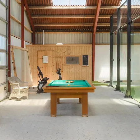 Awesome In With Kitchen * הסלב