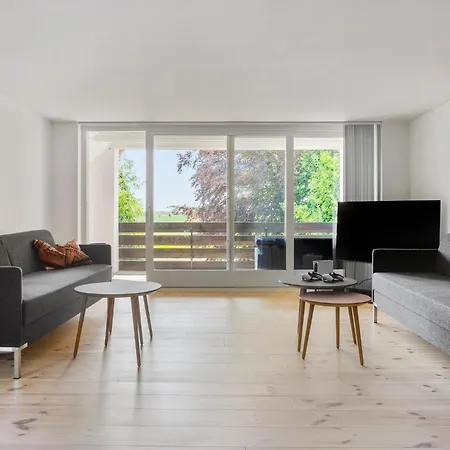 Awesome In With Kitchen בית נופש